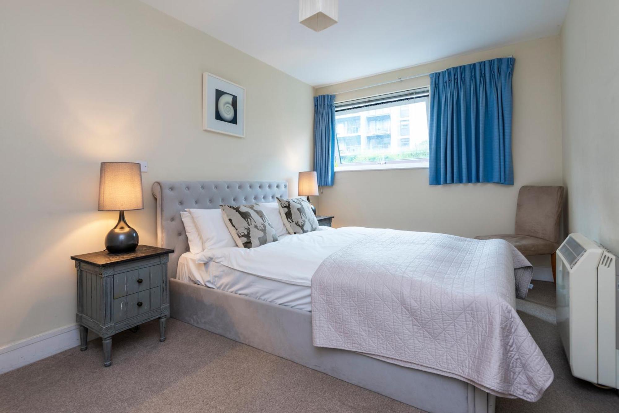 Battersea Power Station Apartment Лондон Экстерьер фото