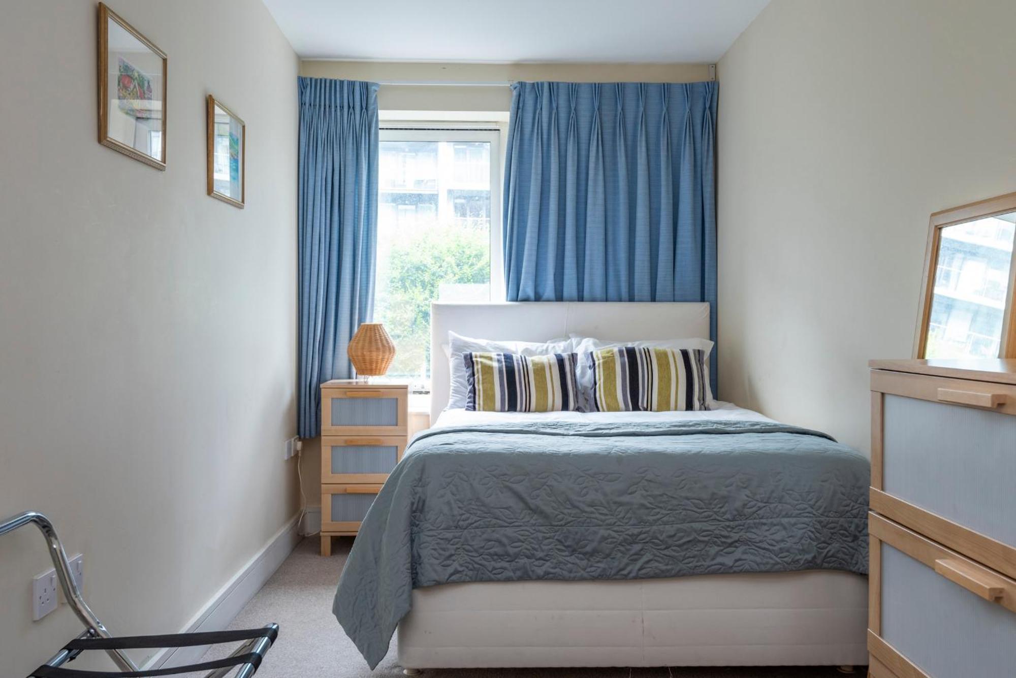 Battersea Power Station Apartment Лондон Экстерьер фото