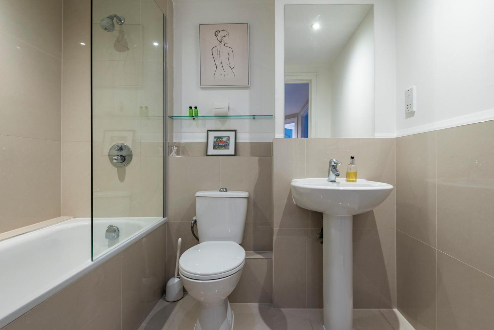 Battersea Power Station Apartment Лондон Экстерьер фото